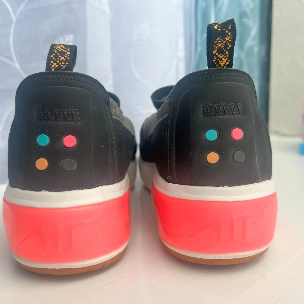 NIKE AIR MAX - Picture 4 of 6